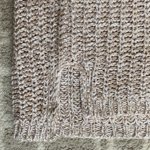 •American Eagle• Knit V-Neck Chunky Sweater - Picture 8 of 12